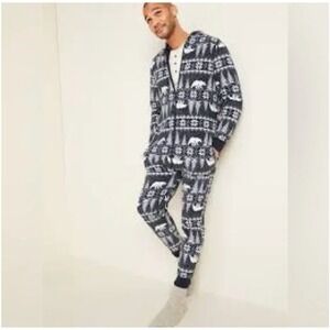 Old Navy Pajama One Piece Large Fair Isle Polar‎ Bear Fleece Sleepwear Onies